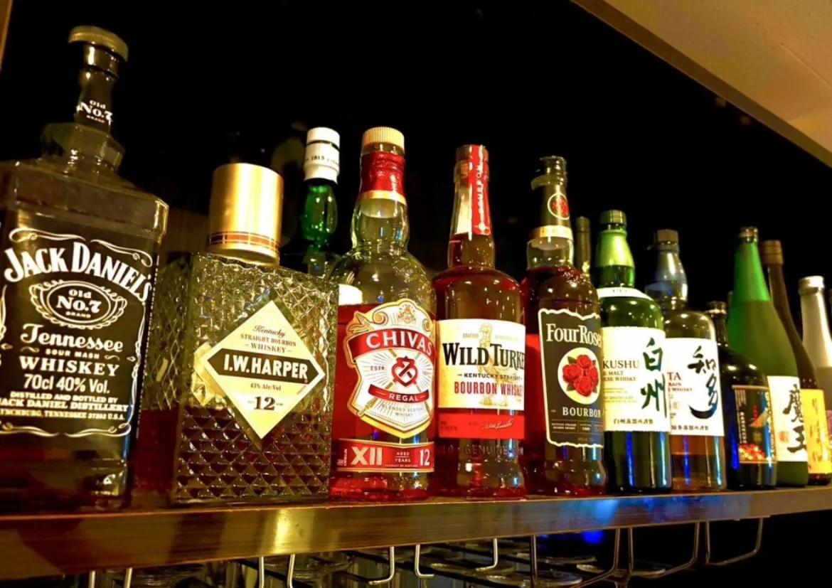Bar Five · 10